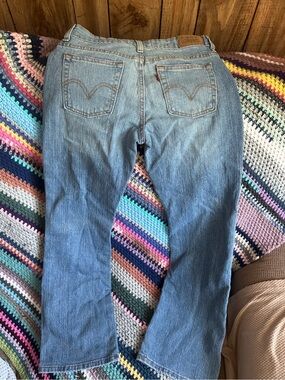 Classic High-Rise Light Blue Women's Jeans